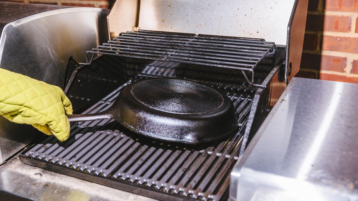 cast-iron-pan-seasoning-14