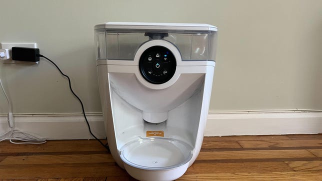 feeder robot